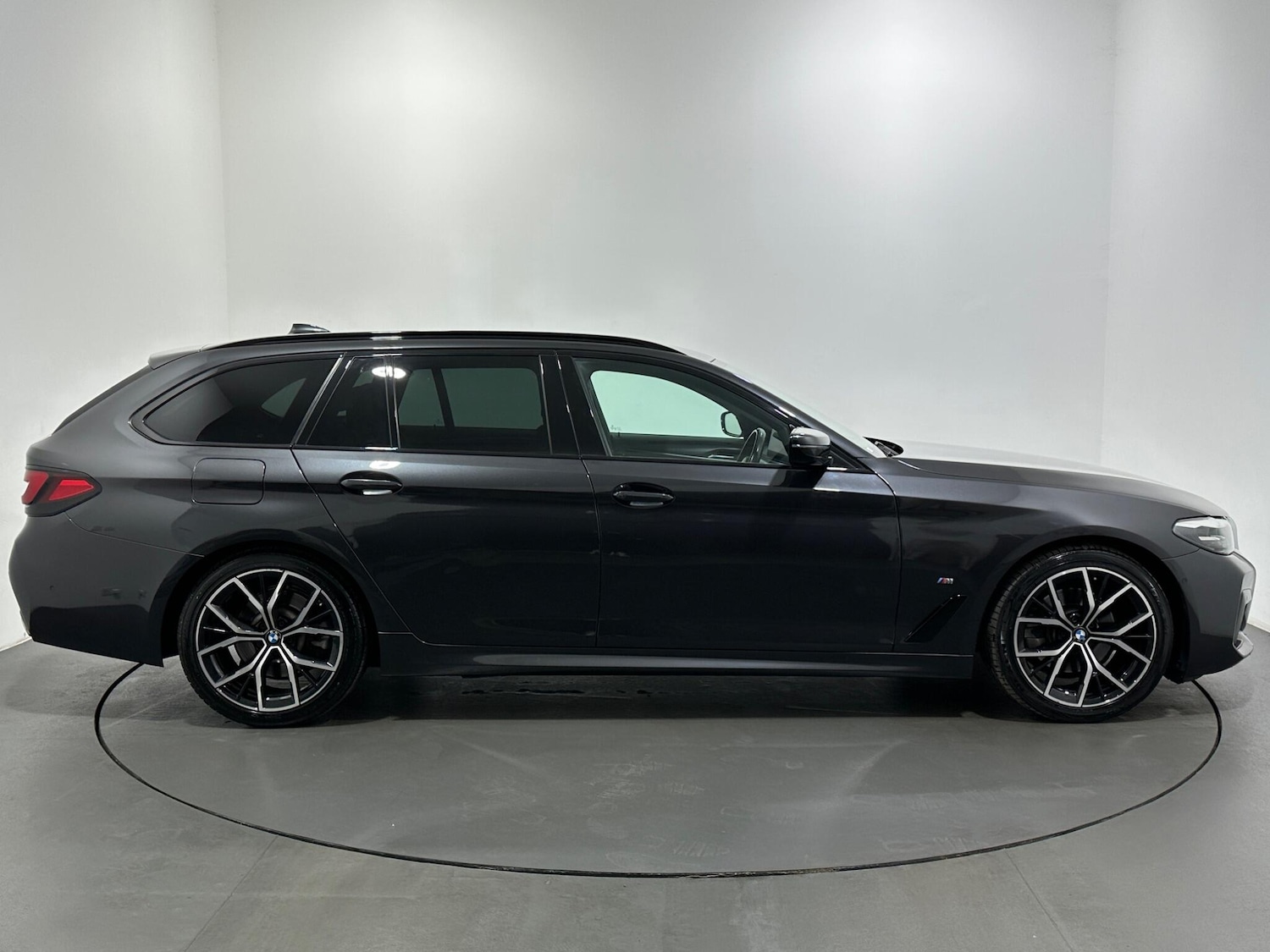 Used BMW 5 Series 2021 for sale - 76878950: Photo 9