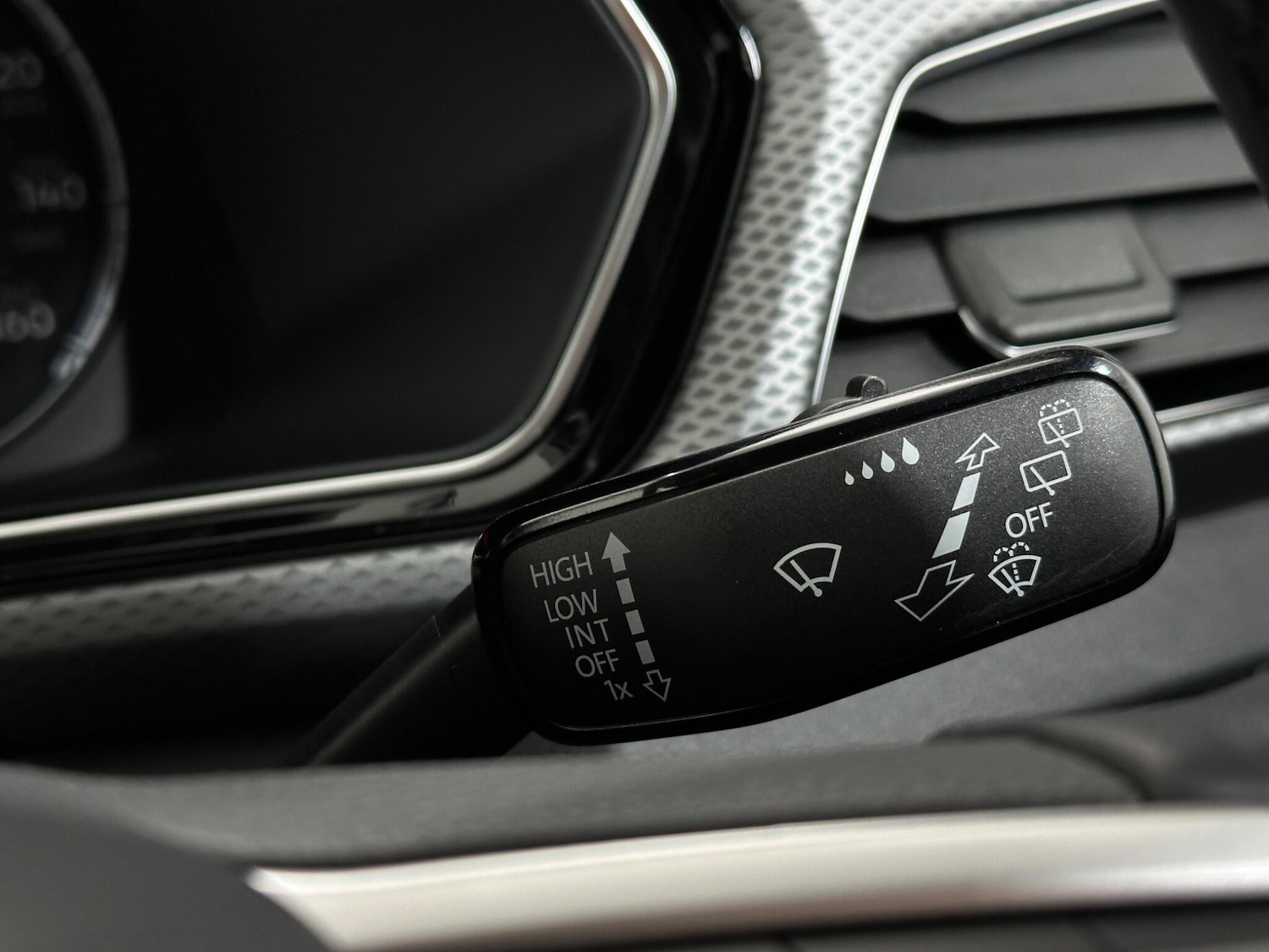 Used Volkswagen T-Cross 2021 for sale - 77057228: Photo 15