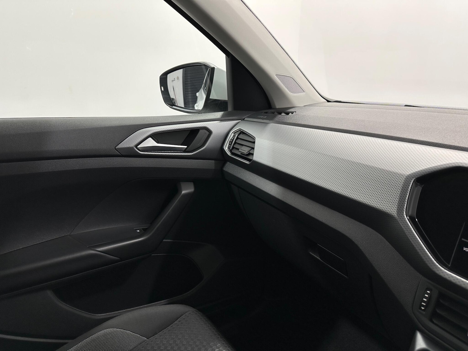 Used Volkswagen T-Cross 2021 for sale - 77057228: Photo 25