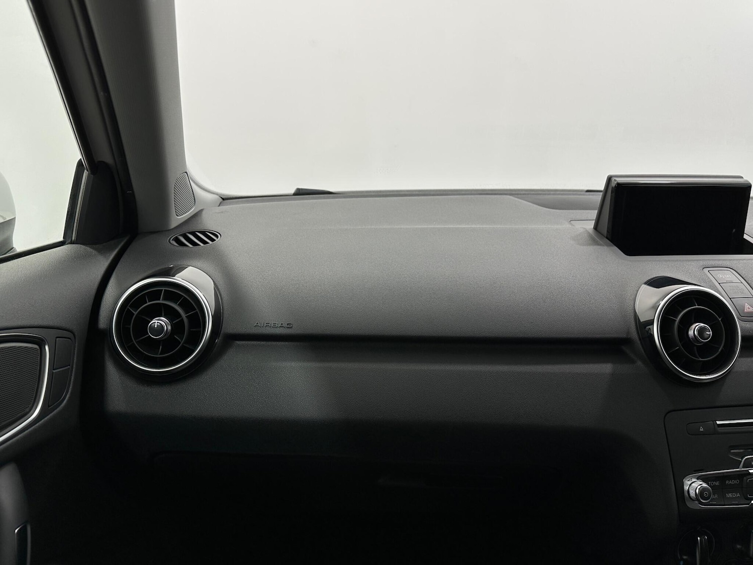 Used Audi A1 2018 for sale - 76878599: Photo 26