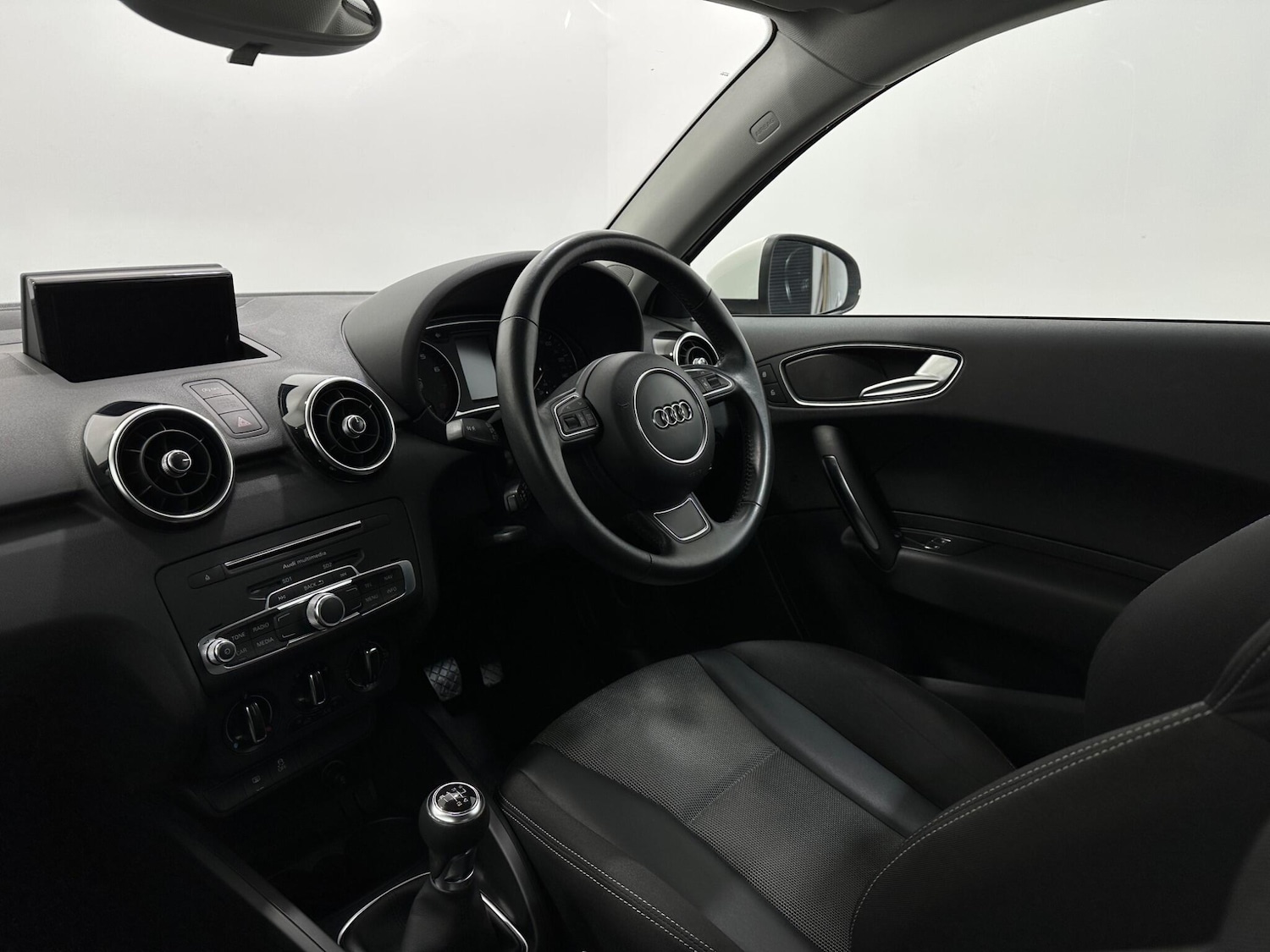 Used Audi A1 2018 for sale - 76878599: Photo 27