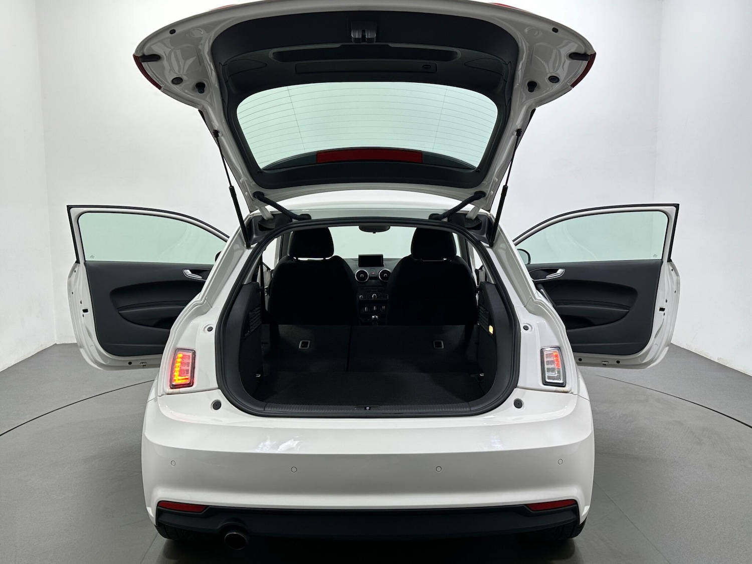 Used Audi A1 2018 for sale - 76878599: Photo 36