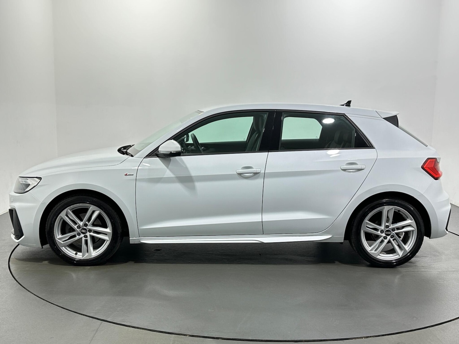 Used Audi A1 2020 for sale - 76878541: Photo 5
