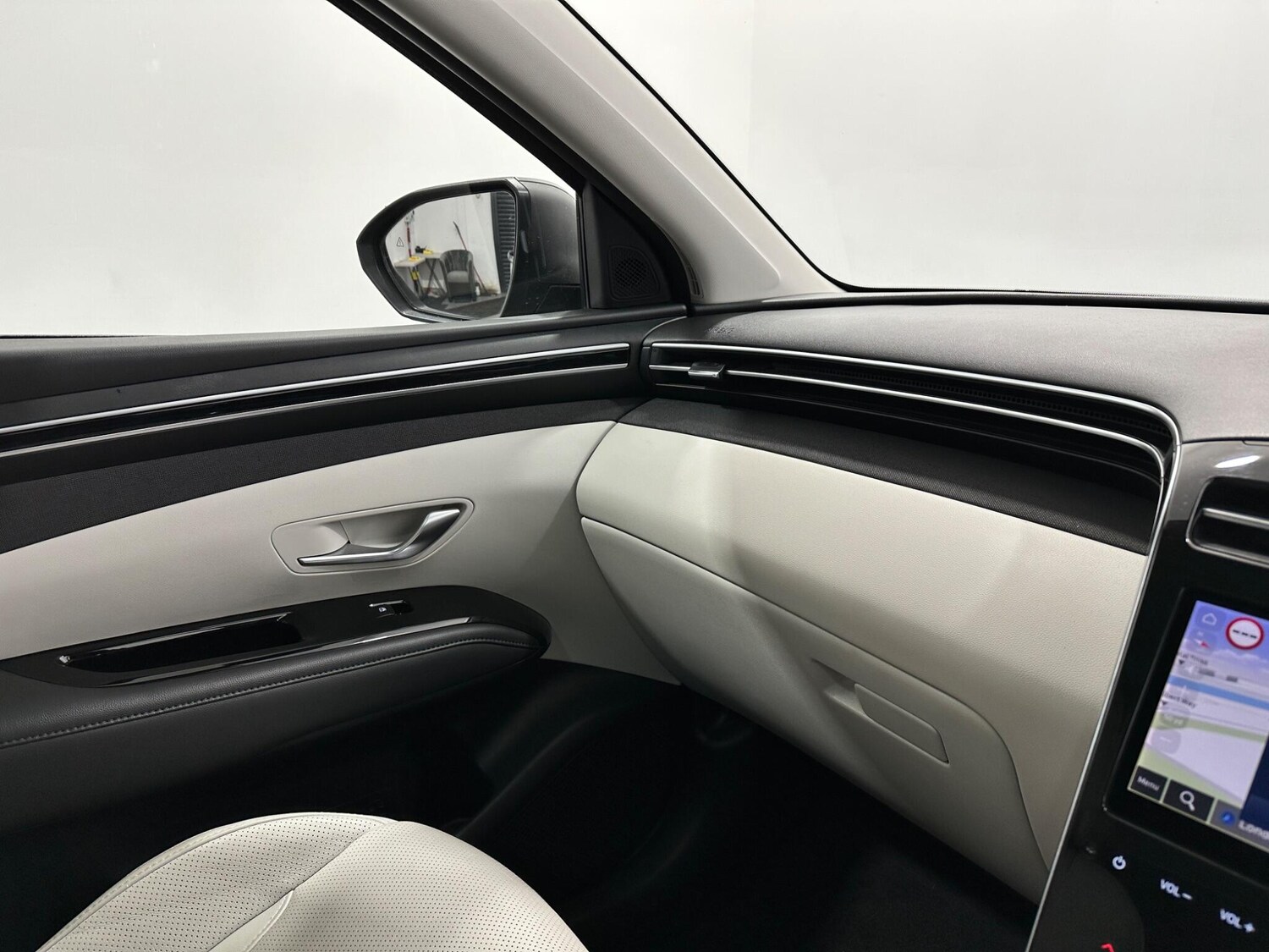 Used Hyundai TUCSON for sale - 77853169: Photo 28