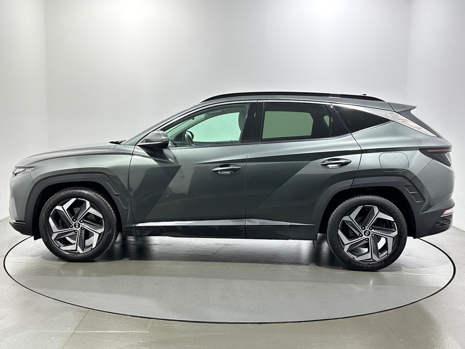 Used Hyundai TUCSON for sale - 77853169: Photo 5