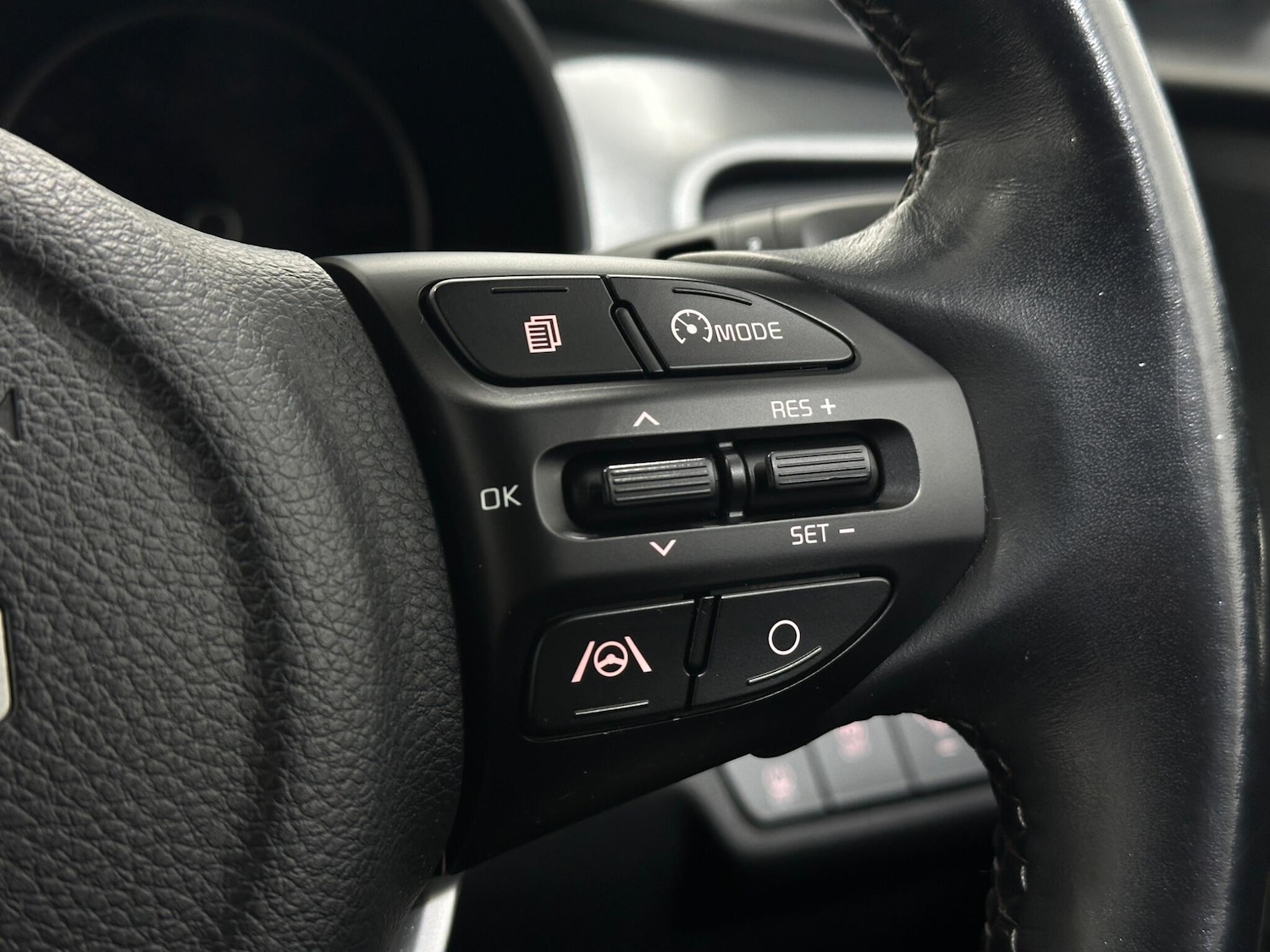 Used Kia Stonic 2022 for sale - 77144135: Photo 14