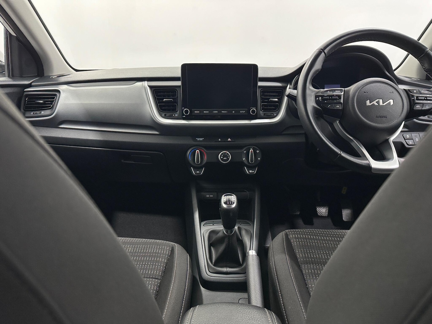 Used Kia Stonic 2022 for sale - 77144135: Photo 18