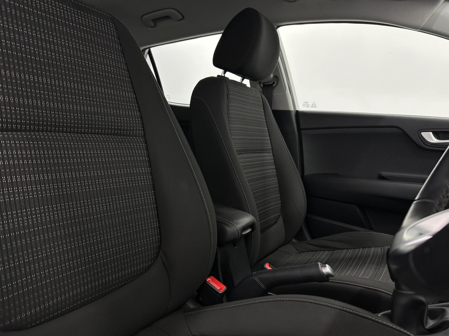 Used Kia Stonic 2022 for sale - 77144135: Photo 26