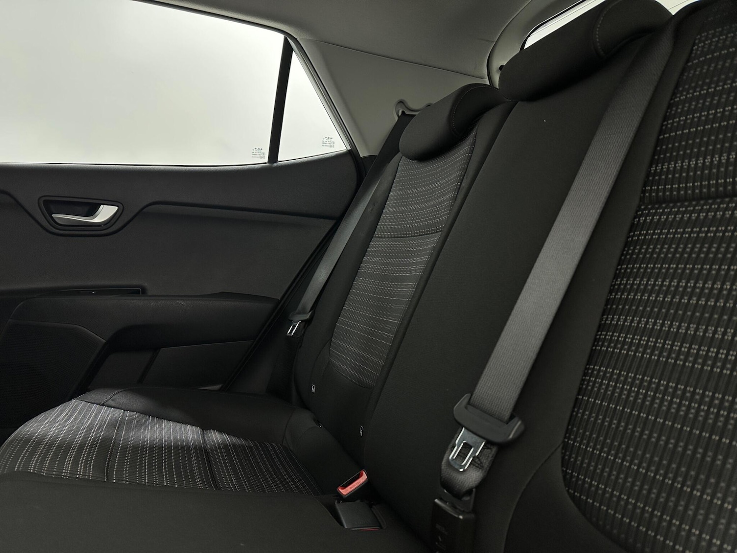 Used Kia Stonic 2022 for sale - 77144135: Photo 34