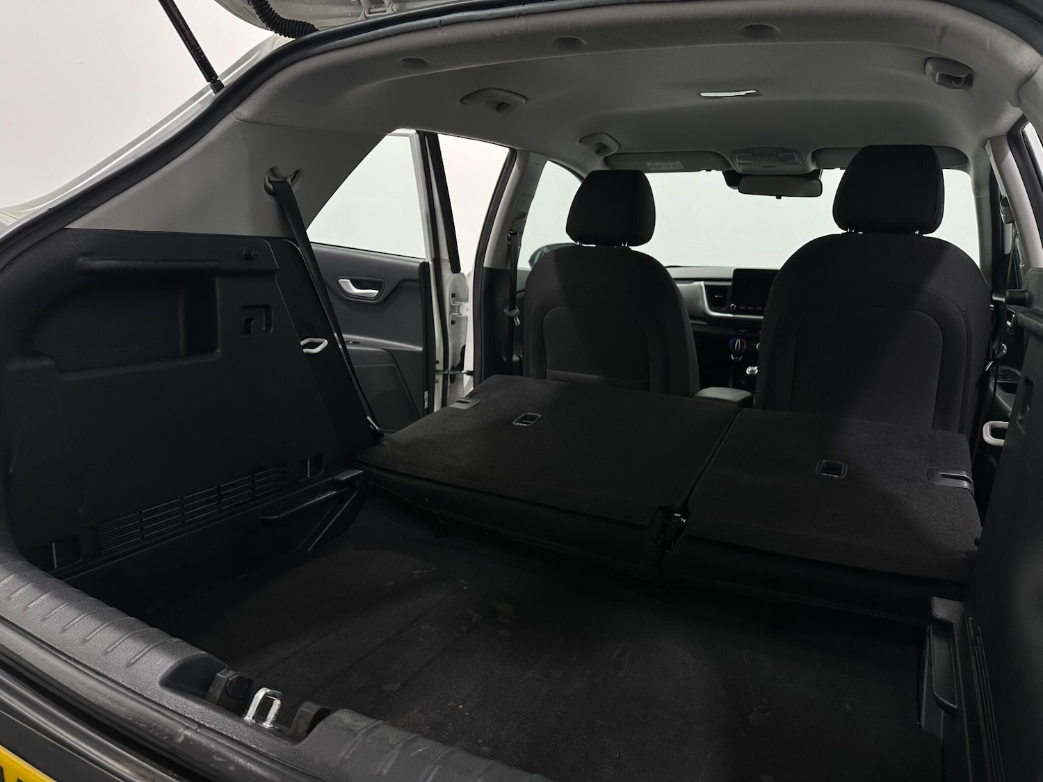 Used Kia Stonic 2022 for sale - 77144135: Photo 40