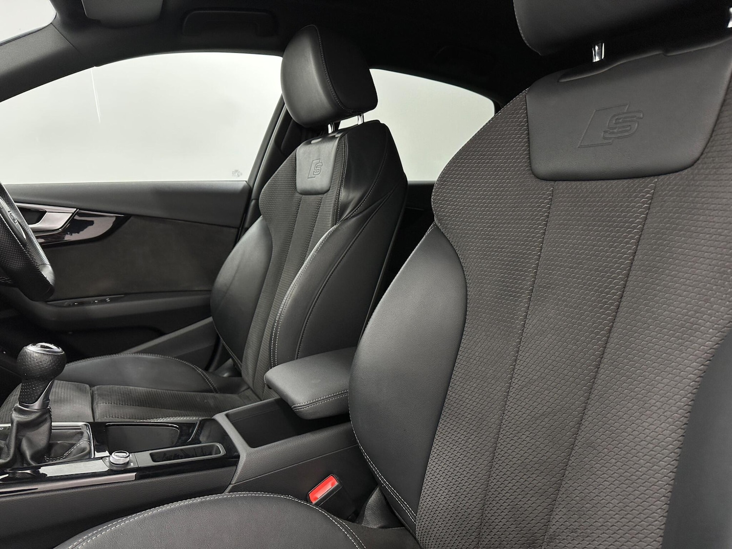 Used Audi A4 2021 for sale - 76990636: Photo 36