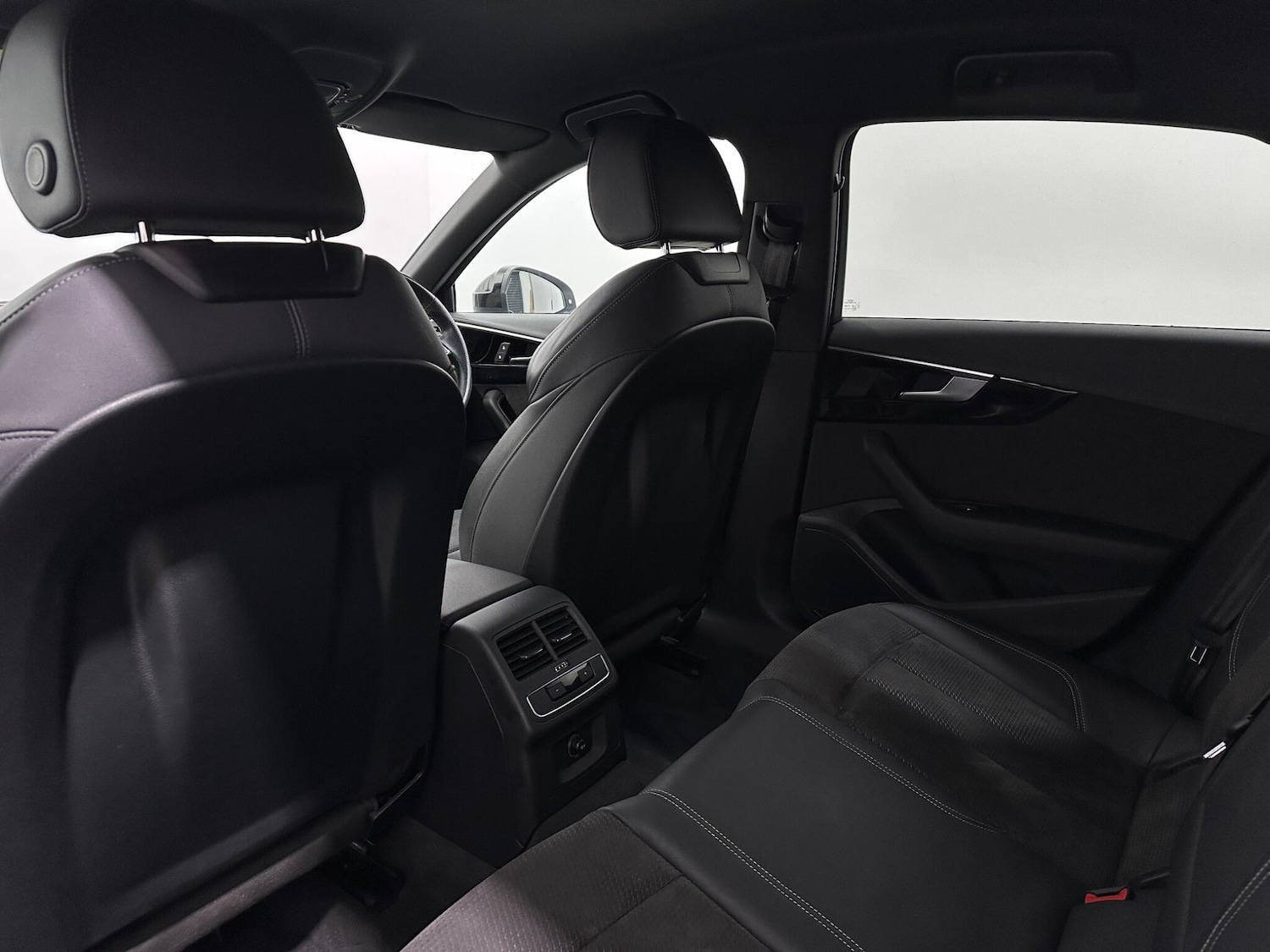 Used Audi A4 2021 for sale - 76990636: Photo 39