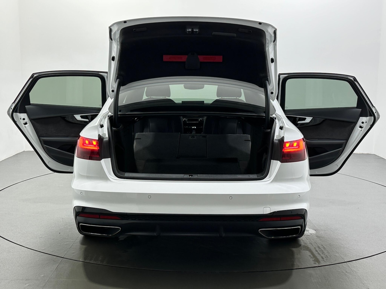 Used Audi A4 2021 for sale - 76990636: Photo 45