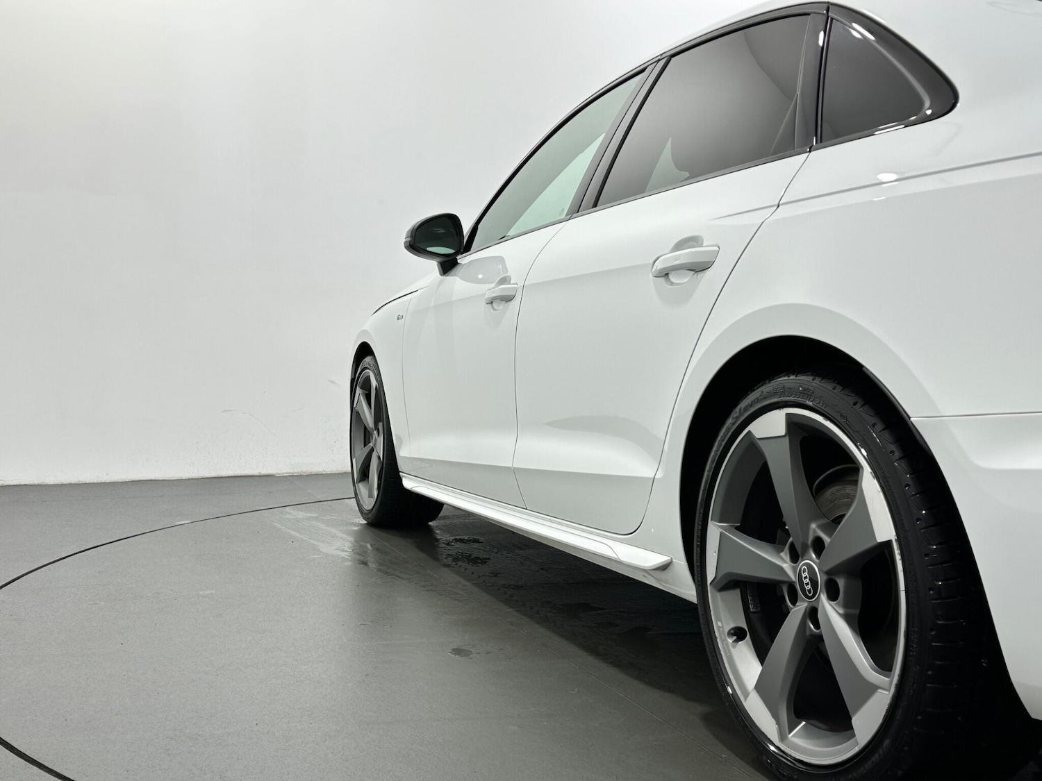 Used Audi A4 2021 for sale - 76990636: Photo 50