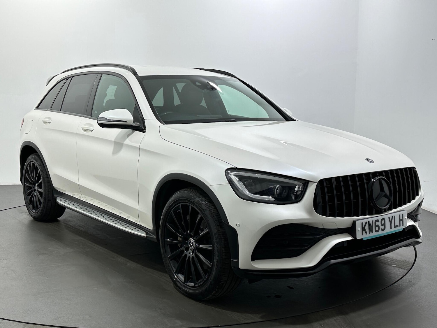 Used Mercedes-Benz GLC 2020 for sale - 76878582: Photo 1