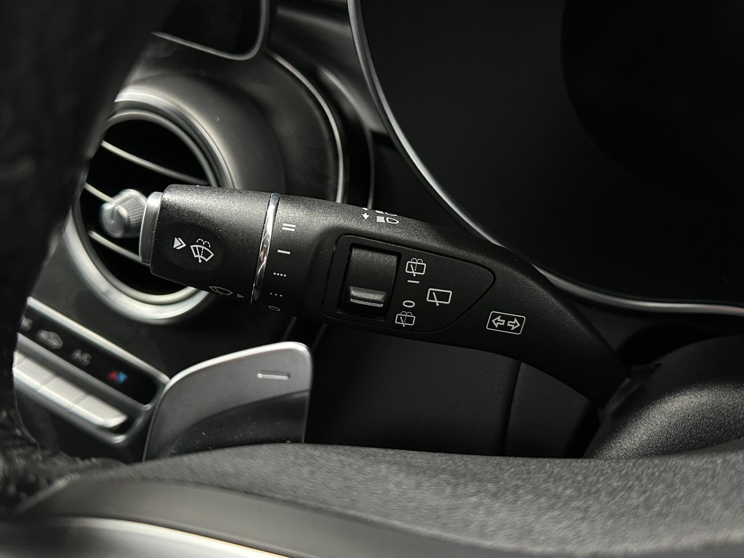 Used Mercedes-Benz GLC 2020 for sale - 76878582: Photo 13