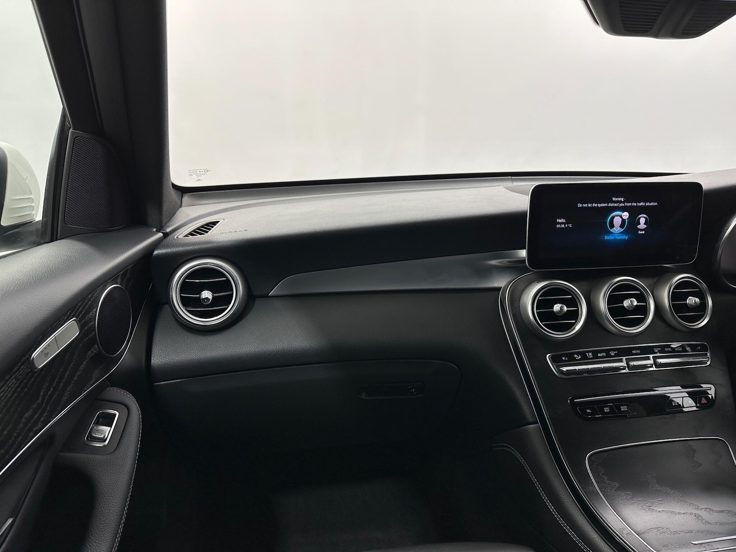 Used Mercedes-Benz GLC 2020 for sale - 76878582: Photo 28