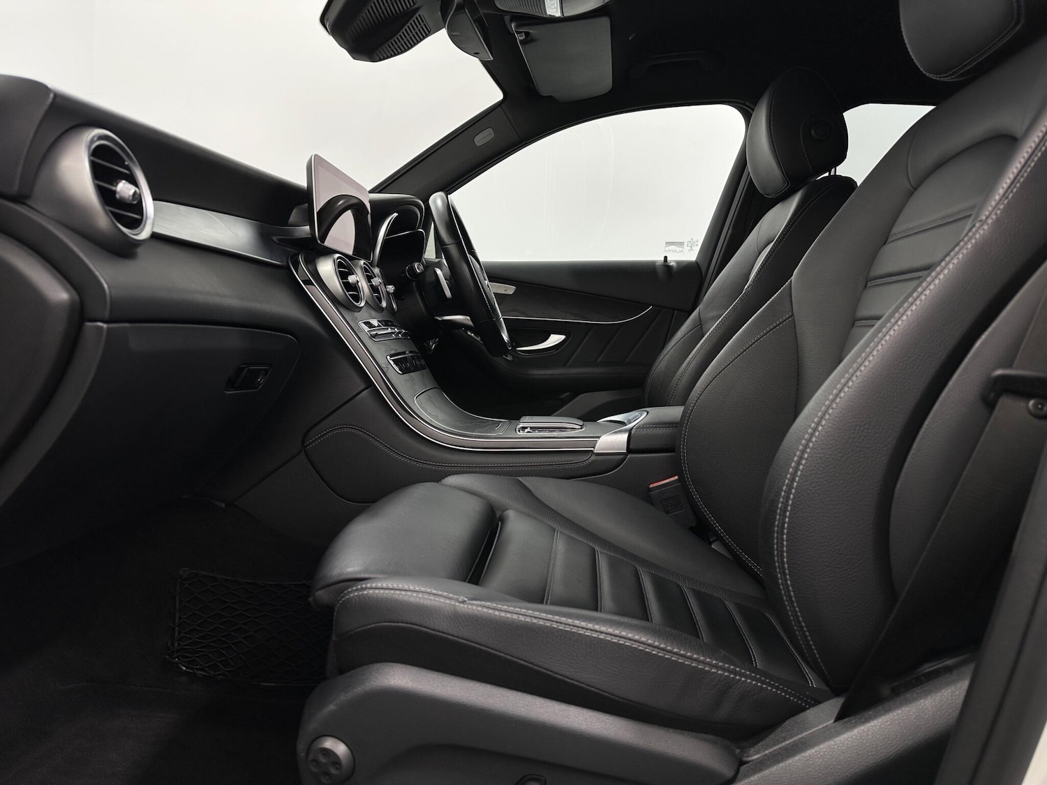 Used Mercedes-Benz GLC 2020 for sale - 76878582: Photo 33