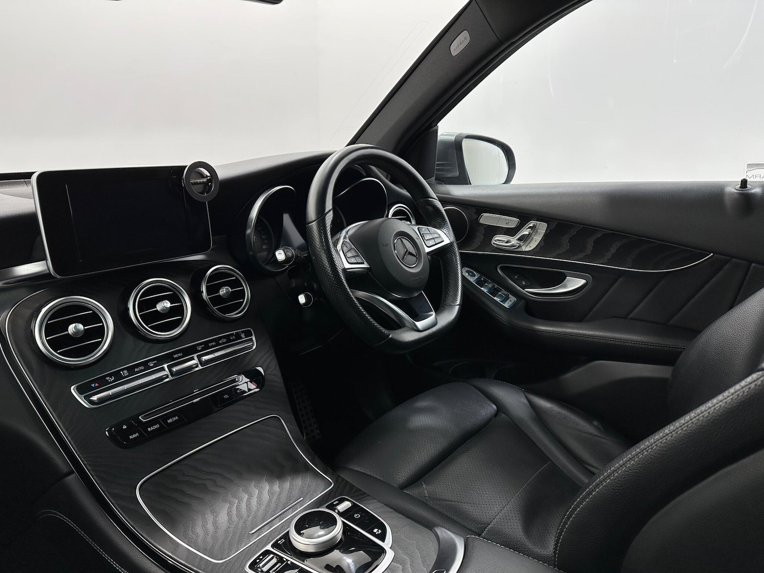 Used Mercedes-Benz GLC for sale - 77238397: Photo 31