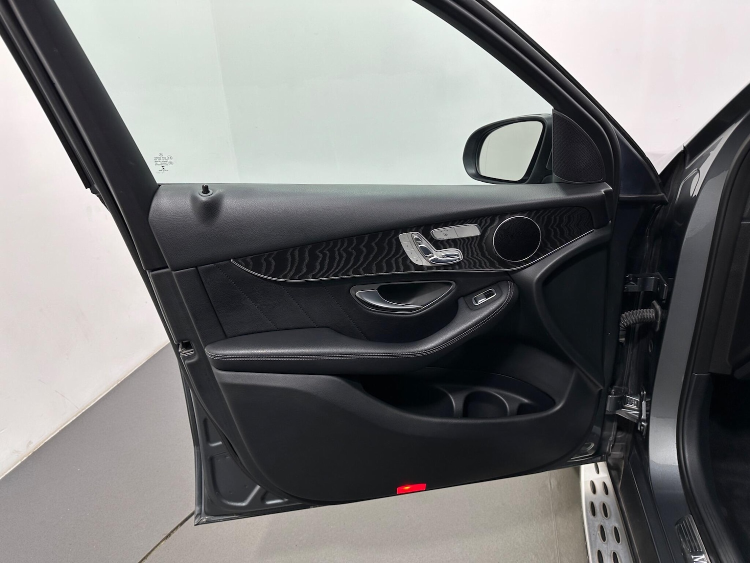 Used Mercedes-Benz GLC for sale - 77238397: Photo 37