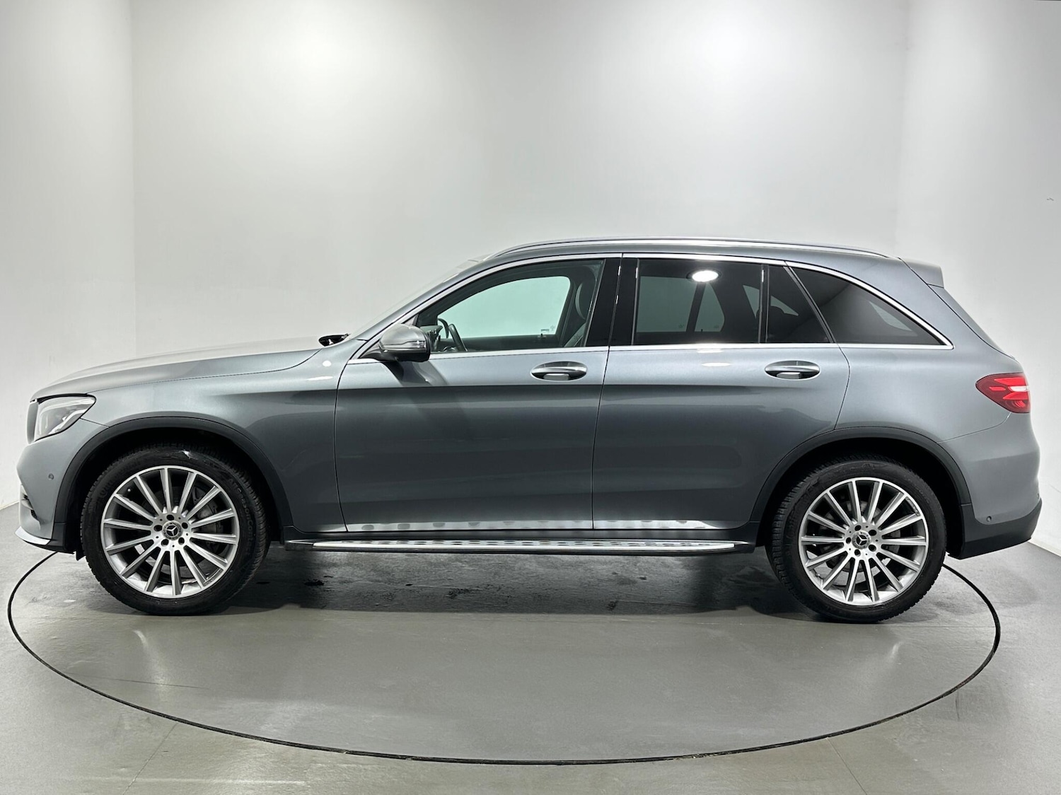 Used Mercedes-Benz GLC for sale - 77238397: Photo 5