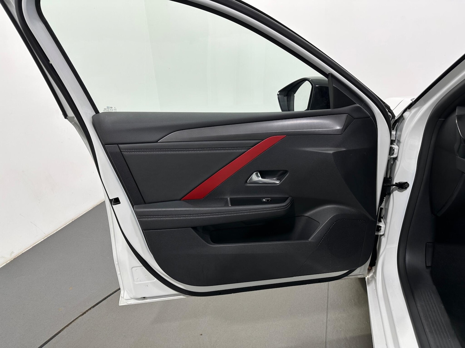 Used Vauxhall Astra 2022 for sale - 77162861: Photo 33