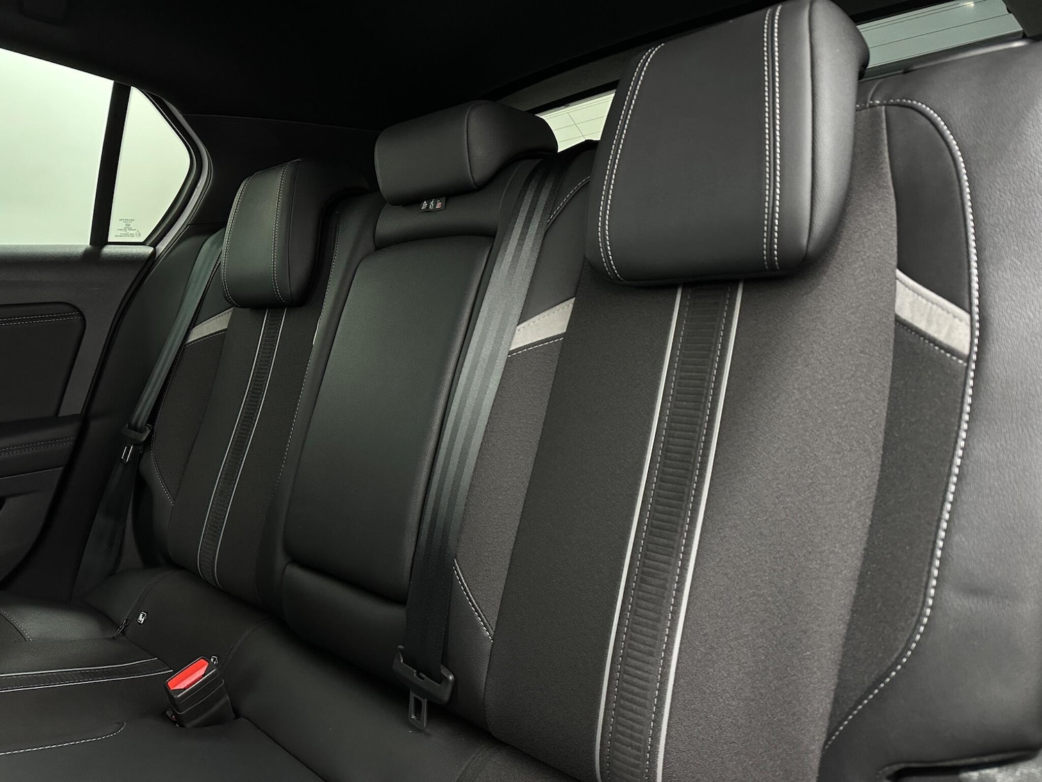 Used Vauxhall Astra 2022 for sale - 77162861: Photo 37