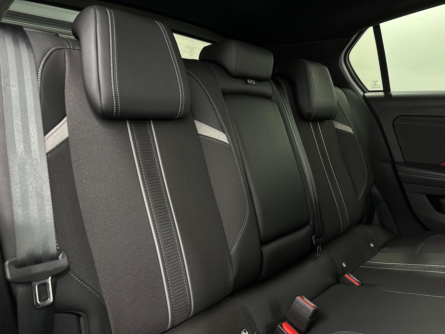 Used Vauxhall Astra 2022 for sale - 77162861: Photo 40