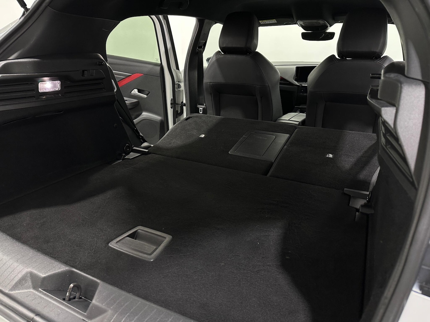 Used Vauxhall Astra 2022 for sale - 77162861: Photo 43