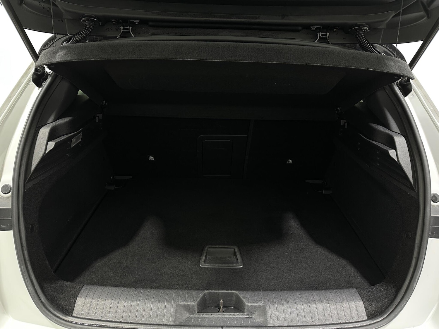 Used Vauxhall Astra 2022 for sale - 77162861: Photo 45