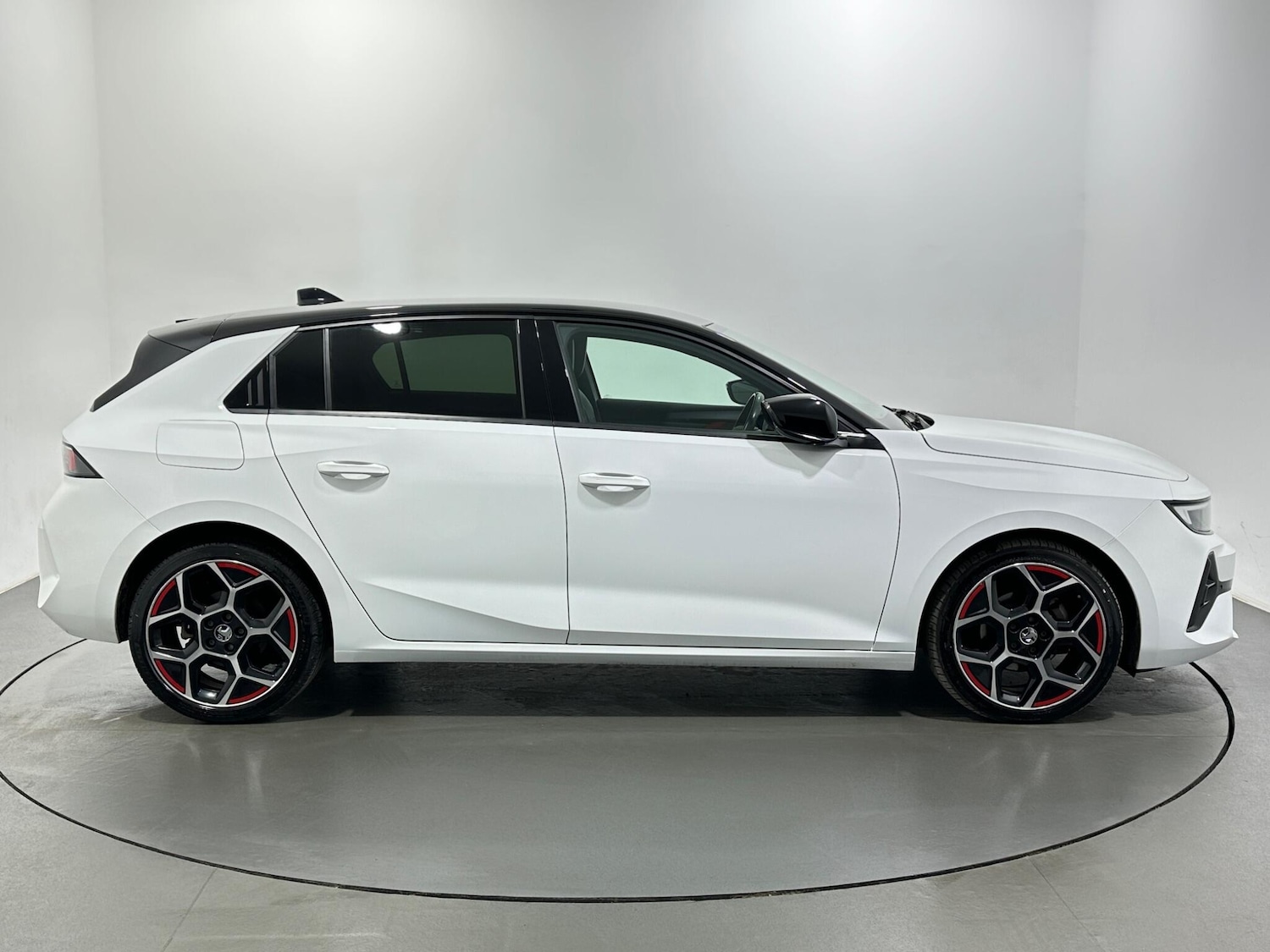 Used Vauxhall Astra 2022 for sale - 77162861: Photo 9