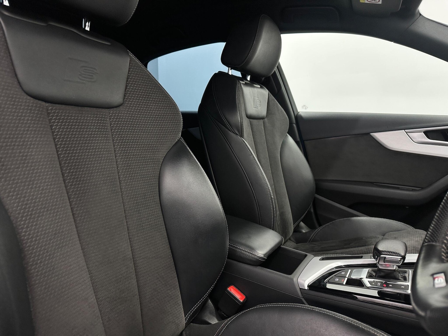 Used Audi A4 2020 for sale - 77799447: Photo 32