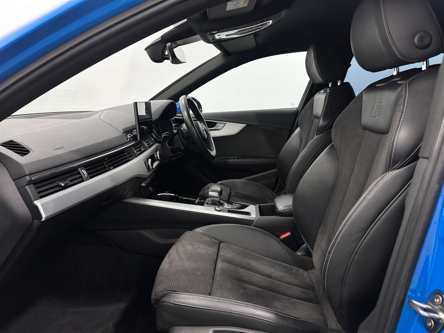 Used Audi A4 2020 for sale - 77799447: Photo 35