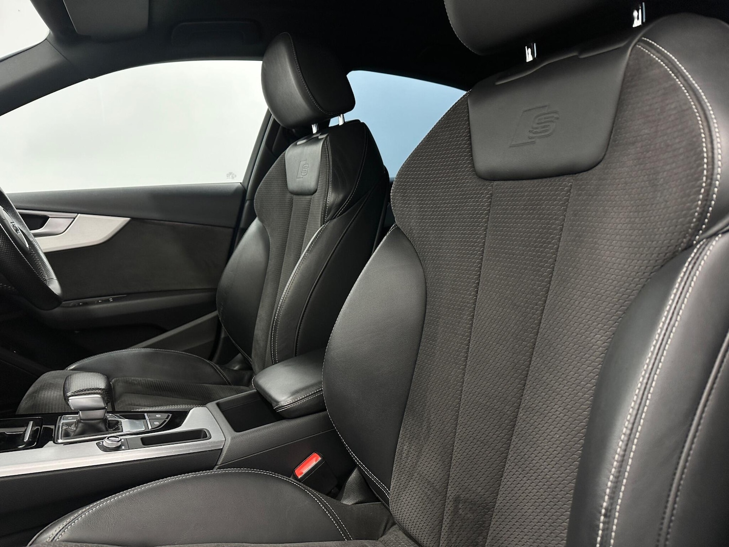 Used Audi A4 2020 for sale - 77799447: Photo 36