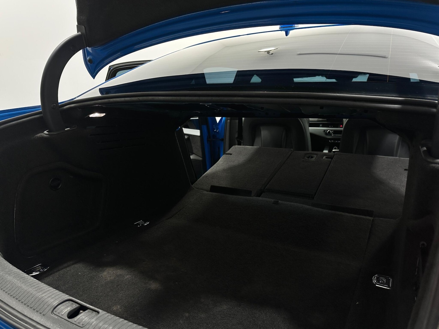 Used Audi A4 2020 for sale - 77799447: Photo 46