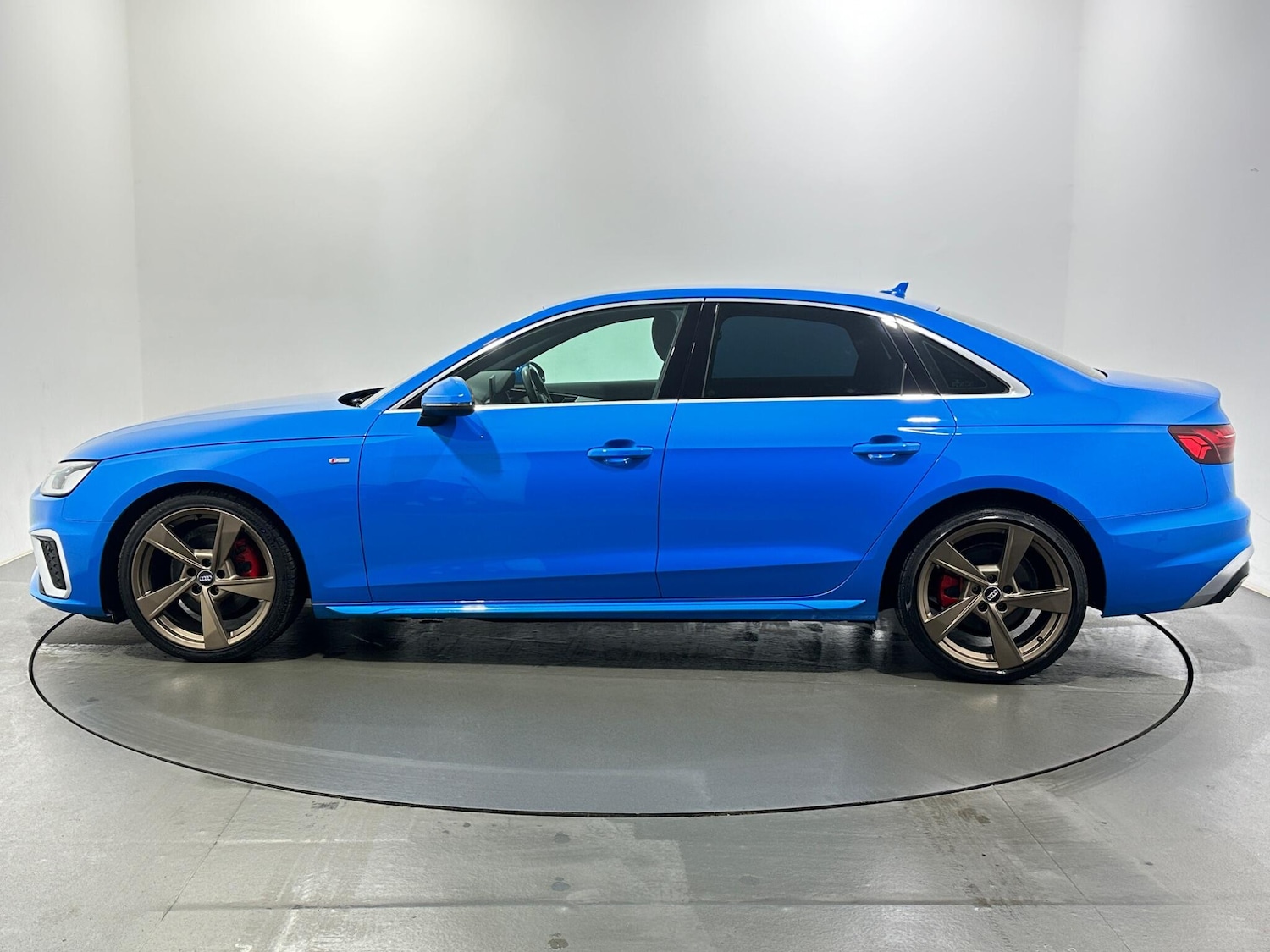 Used Audi A4 2020 for sale - 77799447: Photo 5