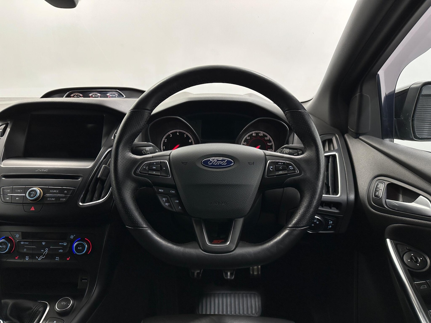 Used Ford Focus 2018 for sale - 76898251: Photo 12