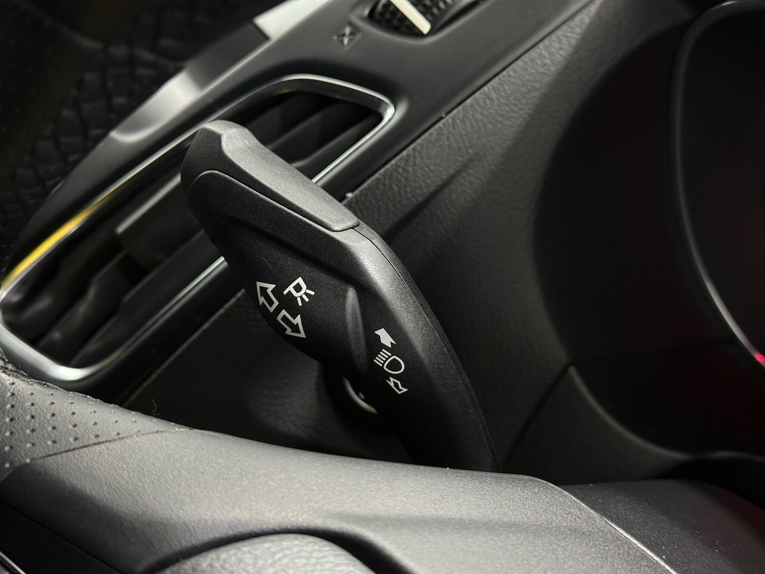 Used Ford Focus 2018 for sale - 76898251: Photo 13