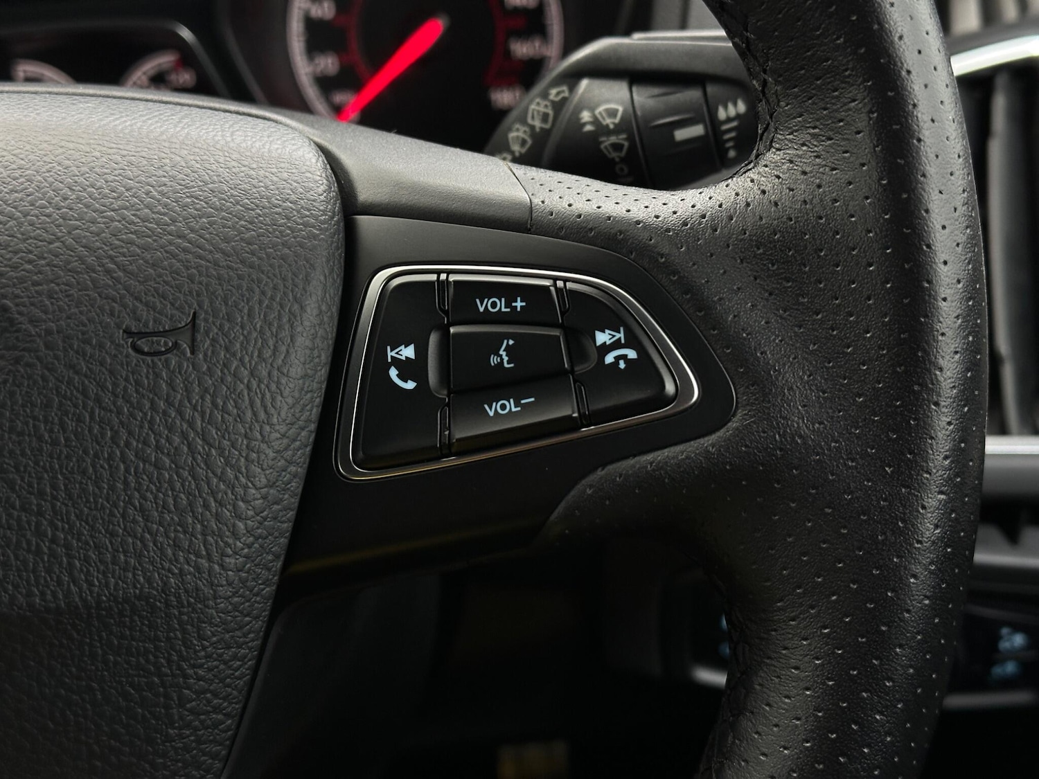 Used Ford Focus 2018 for sale - 76898251: Photo 15