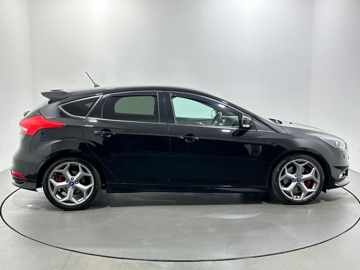 Used Ford Focus 2018 for sale - 76898251: Photo 9