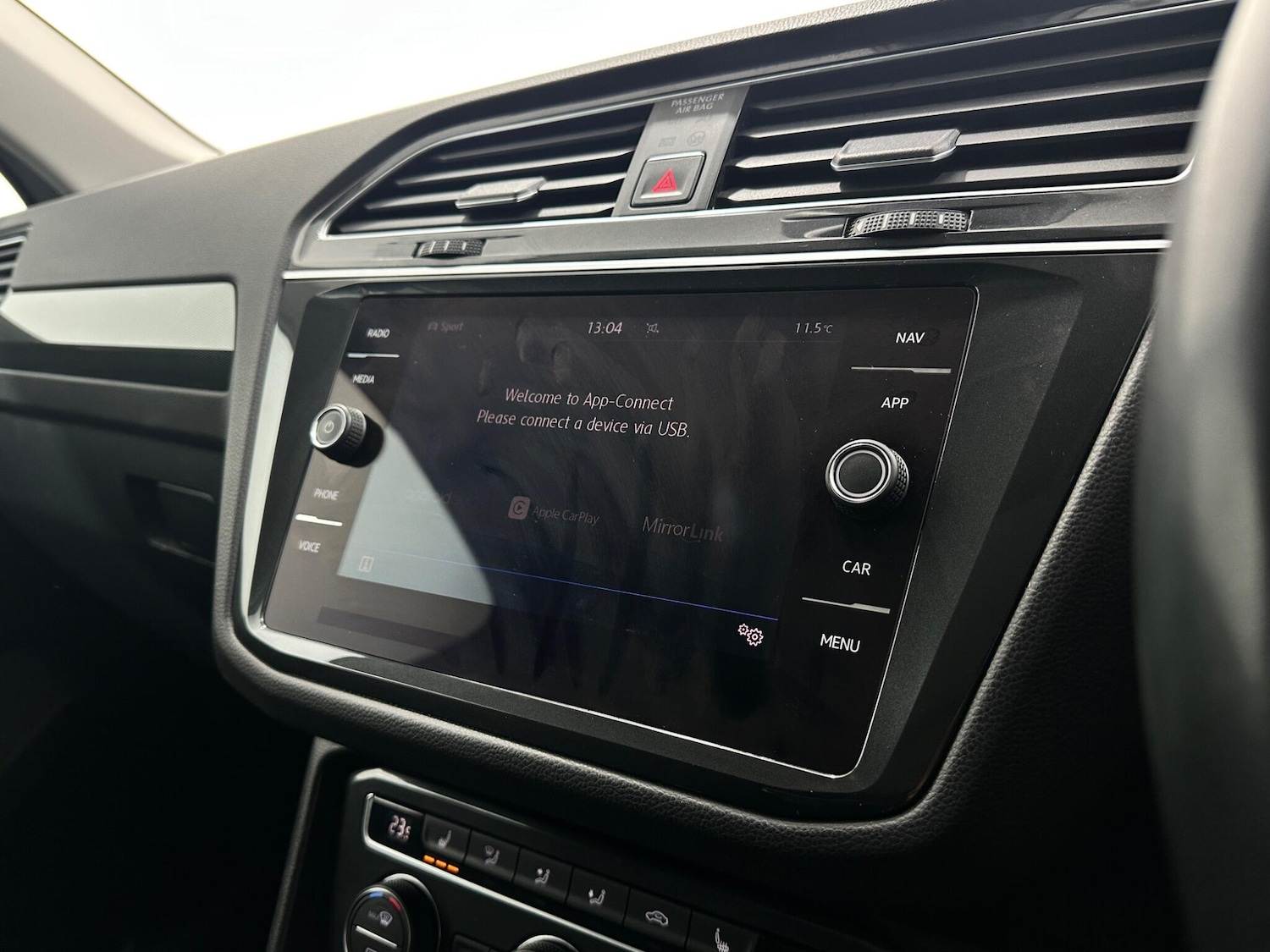 Used Volkswagen Tiguan for sale - 77682885: Photo 25