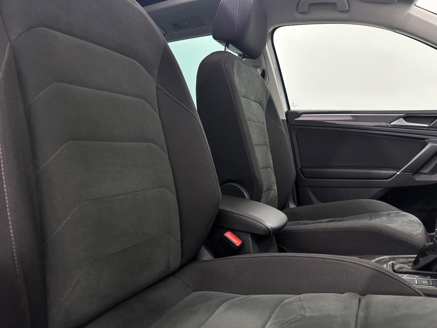 Used Volkswagen Tiguan for sale - 77682885: Photo 34