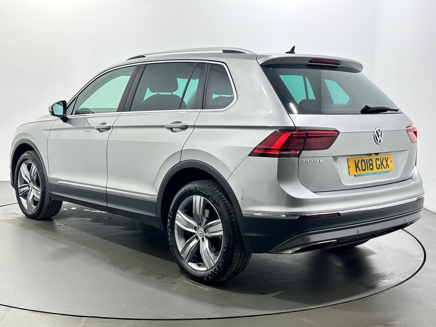 Used Volkswagen Tiguan for sale - 77682885: Photo 6