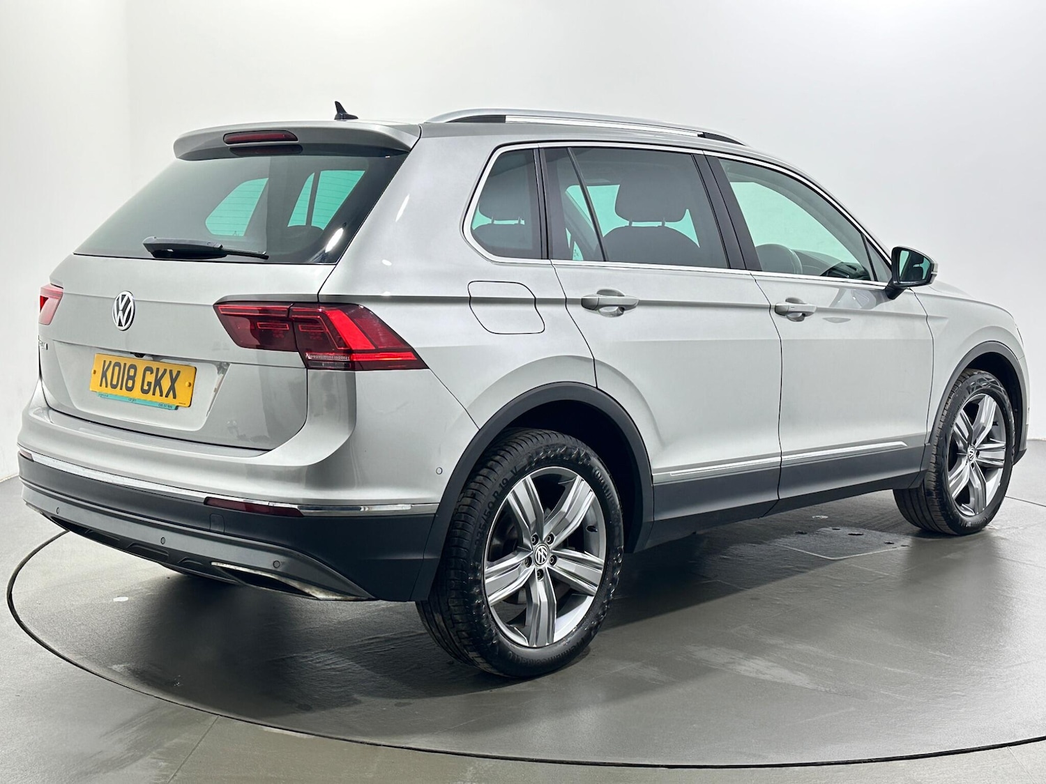 Used Volkswagen Tiguan for sale - 77682885: Photo 8