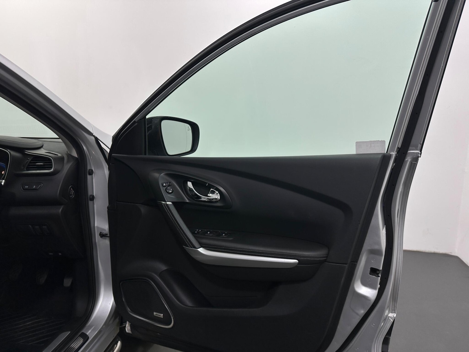 Used Renault Kadjar 2017 for sale - 77066493: Photo 34