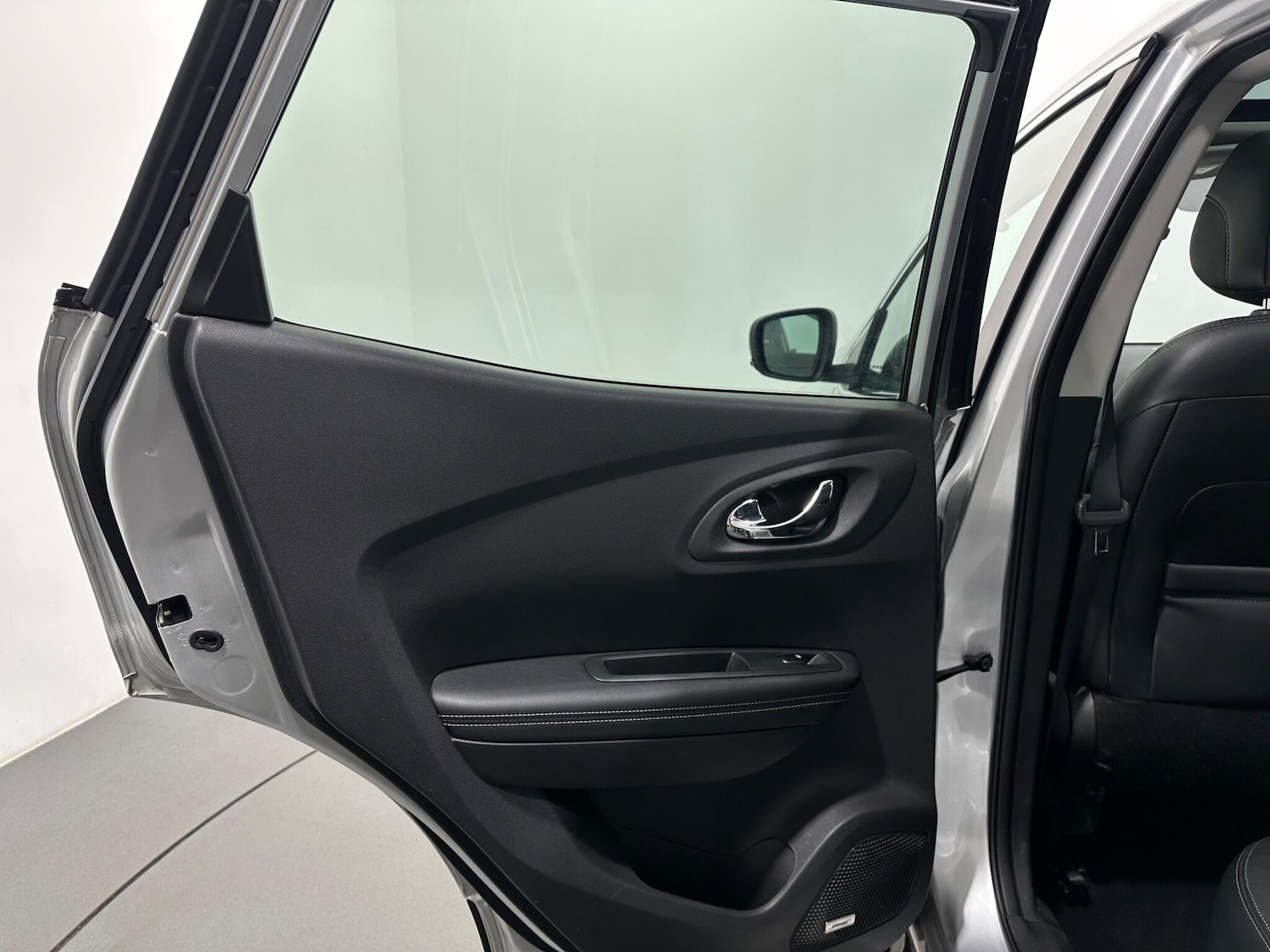 Used Renault Kadjar 2017 for sale - 77066493: Photo 42