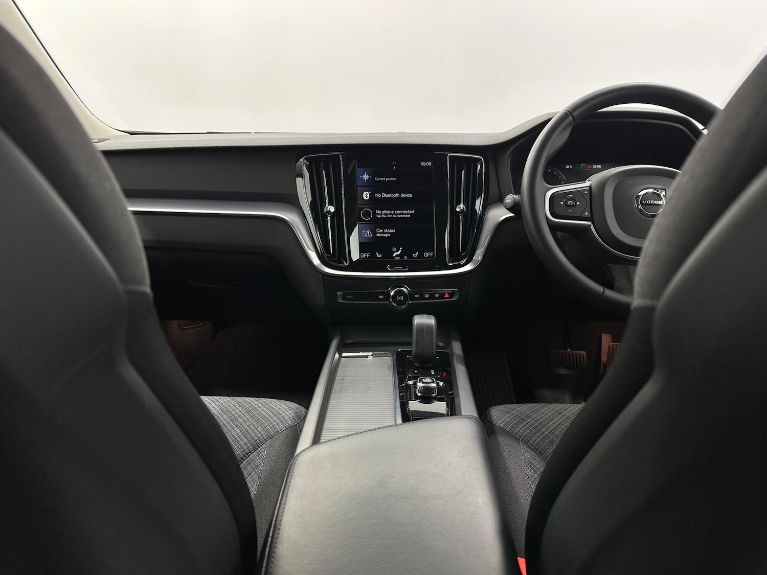 Used Volvo V60 2022 for sale - 77387523: Photo 19