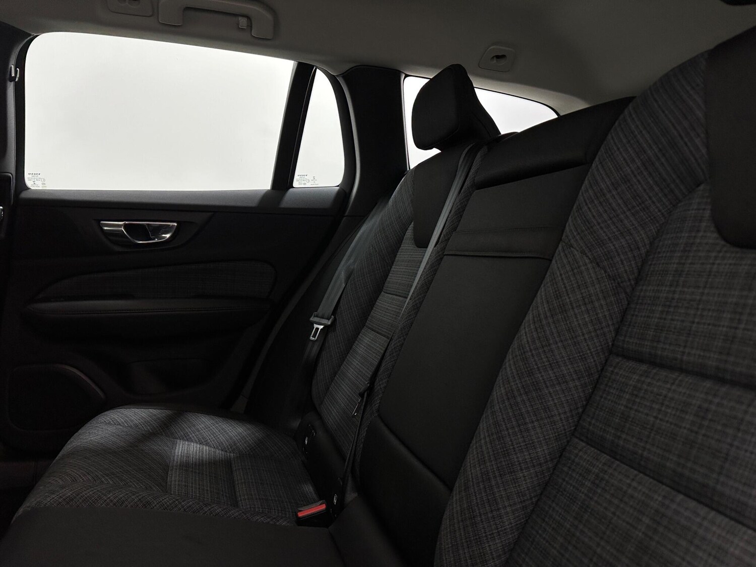 Used Volvo V60 2022 for sale - 77387523: Photo 38