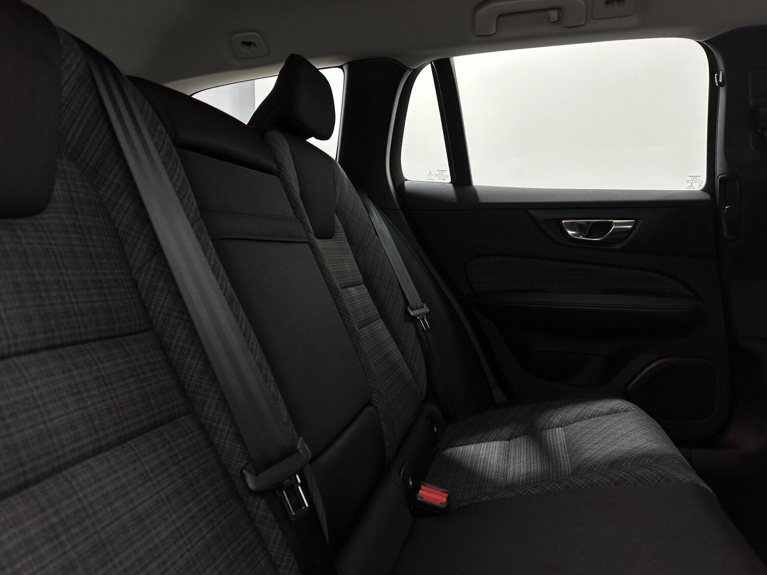 Used Volvo V60 2022 for sale - 77387523: Photo 41