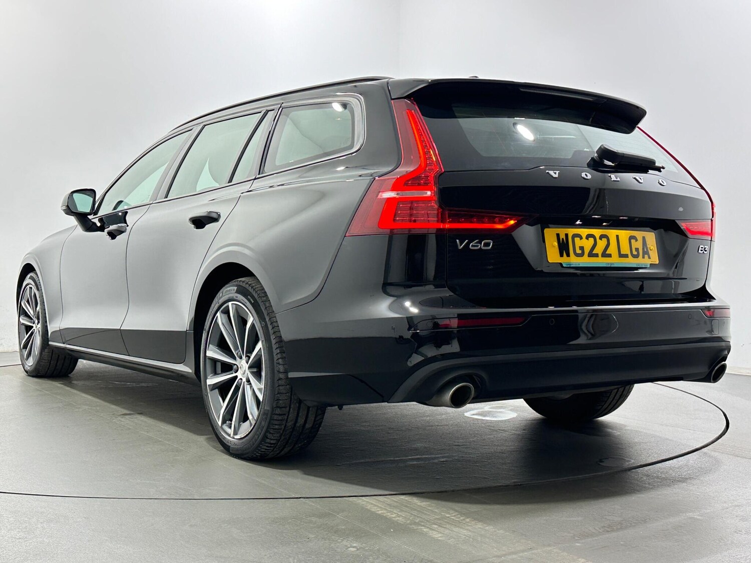 Used Volvo V60 2022 for sale - 77387523: Photo 48
